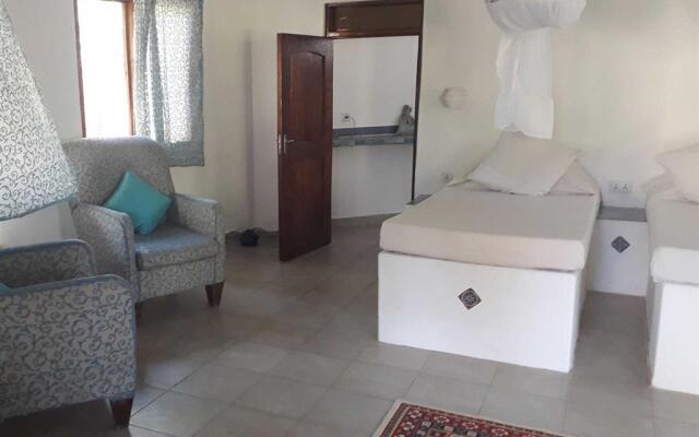 Kinasi Lodge