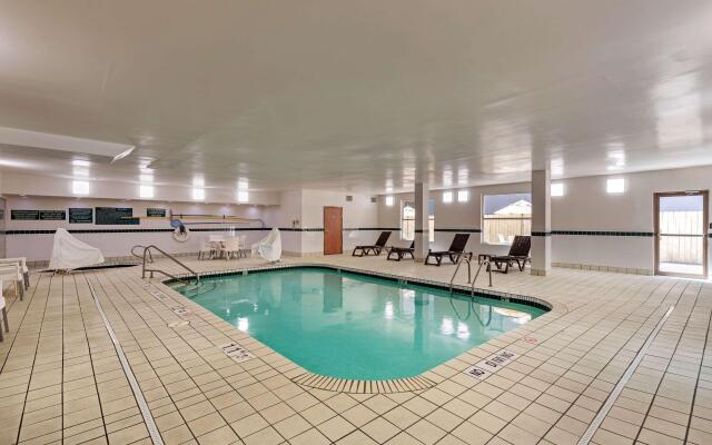 Comfort Suites North Dallas