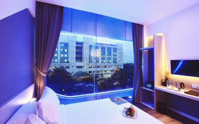 Ozone Hotel Pantai Indah Kapuk
