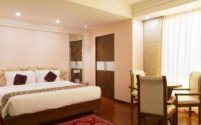 Trinity Grand