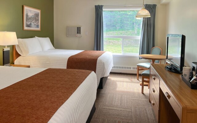 Coast Hinton Hotel