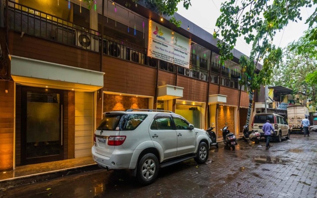 OYO 6371 Hotel Abrol