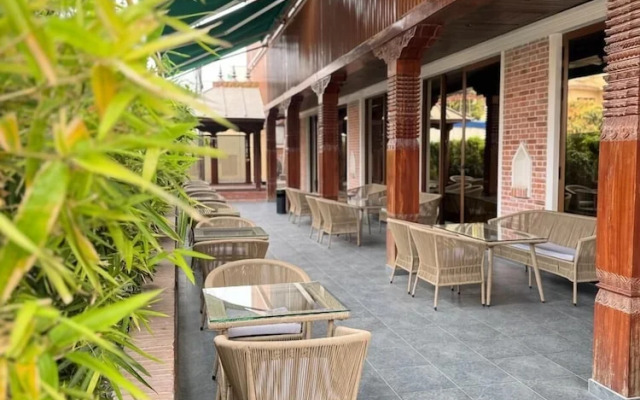 Varnabas Museum Hotel