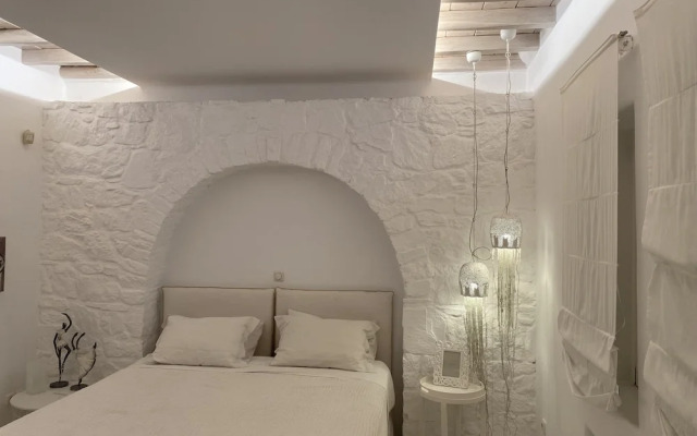 Villa Alessandra - Near Ornos Beach
