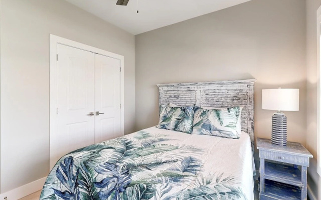 Seven Palms 3 Bedroom Home by RedAwning