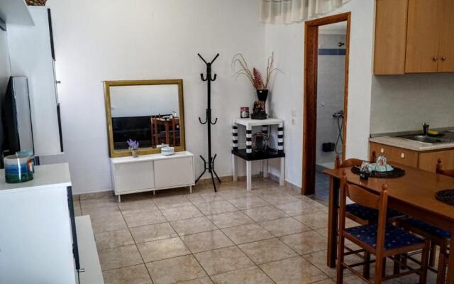 Irene Double Apartment Anoi