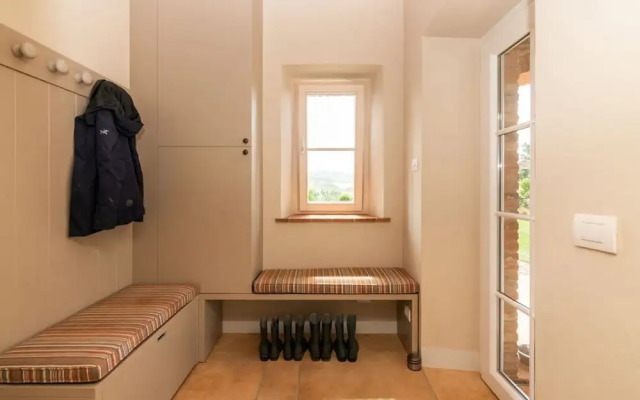 Luxury Farmhouse in Umbria-podere Montecani