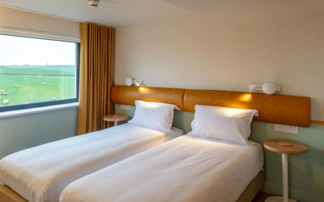 Sands Resort Hotel
