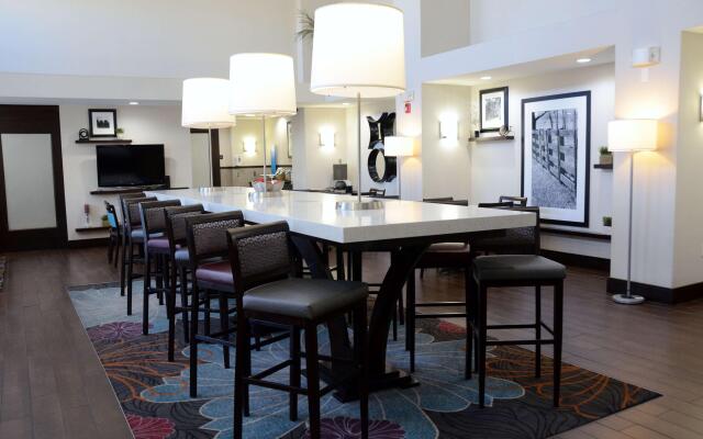 Hampton Inn & Suites Chicago Southland-Matteson