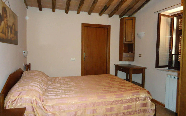 Hotel Dora