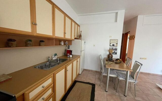 Hercules House in Tsoutsouras