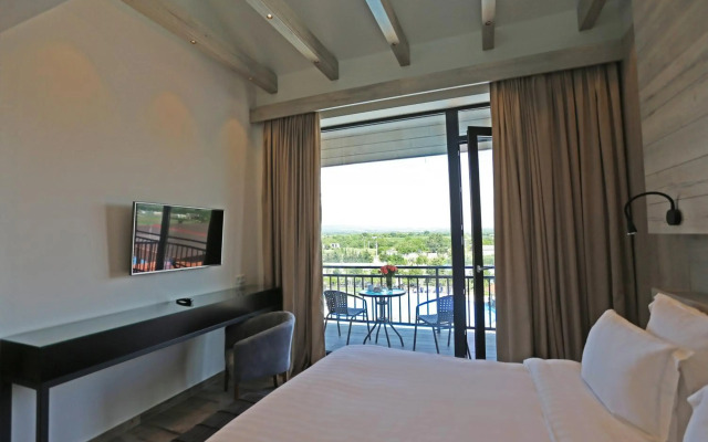 Ambassadori Kachreti Hotel & Golf Resort