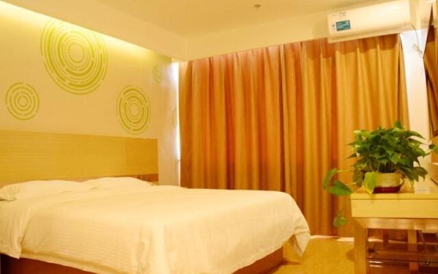 GreenTree Inn Taiyuan Wanbailin District West Bua Station Express Hotel
