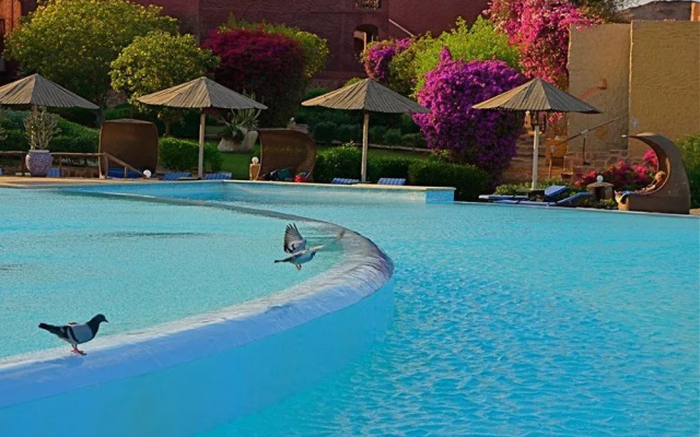 Kahramana Beach Resort