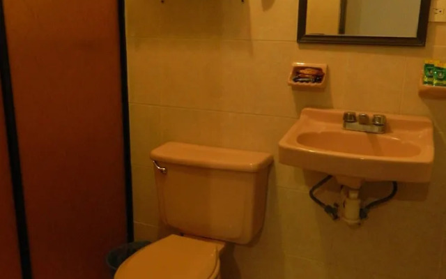 Hotel Revolucion