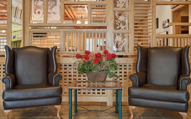 Invermere Inn