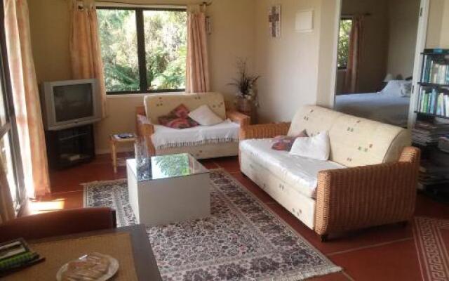 Pipiroa Bay Homestay
