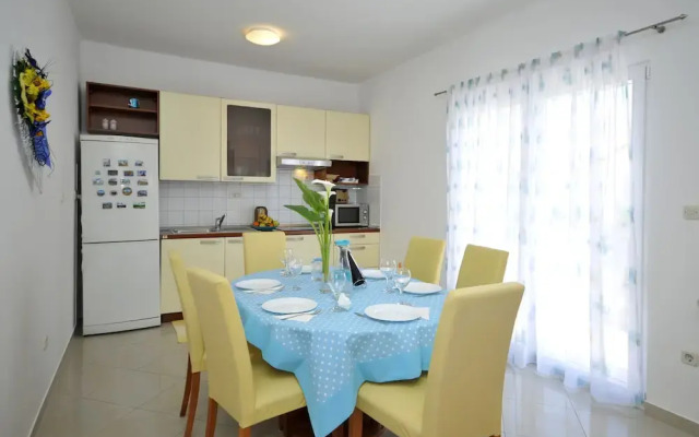 Apartments Roza