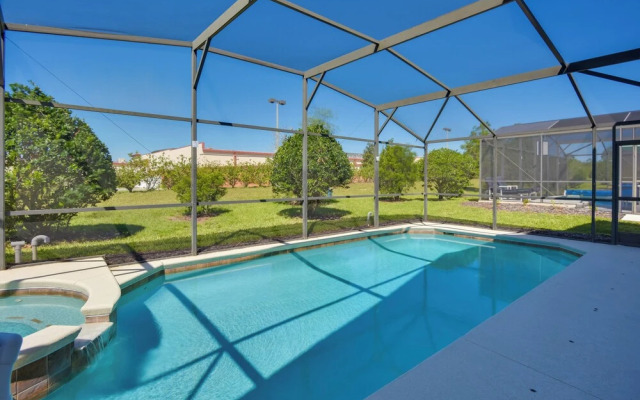 Family Retreat w/ Pool: 10 Mi to Disney!