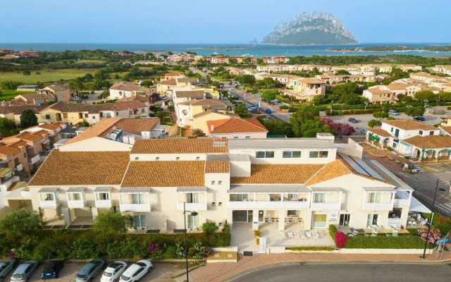 Felix Hotel Residence Porto San Paolo