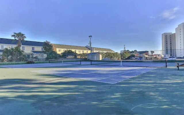 Shoreline Towers 1061