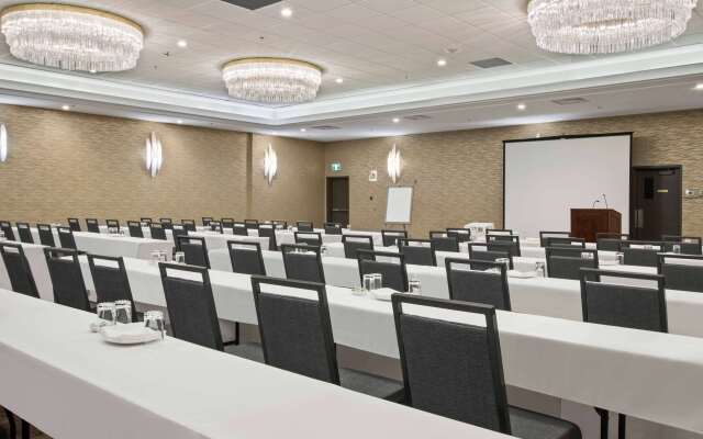 Best Western Premier Calgary Plaza Hotel & Conference Centre