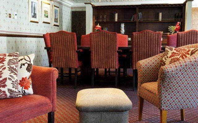 Carlton George Hotel