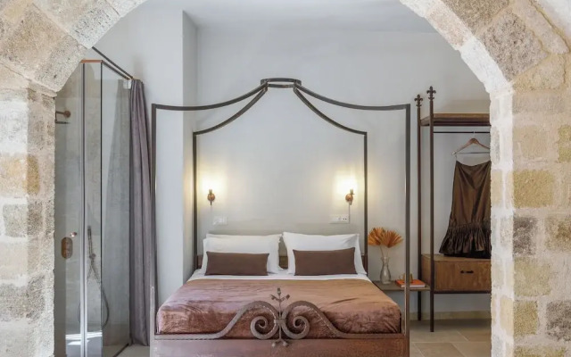 Spanish Knights Inn