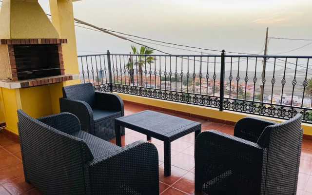 Tasteful holiday home in Adeje with hot tub