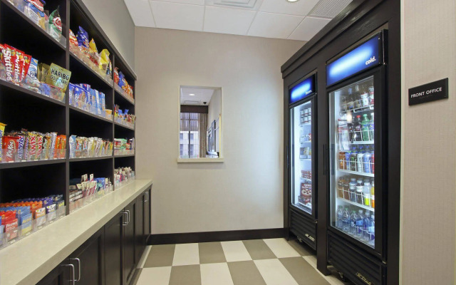 Hampton Inn & Suites Columbus-Downtown