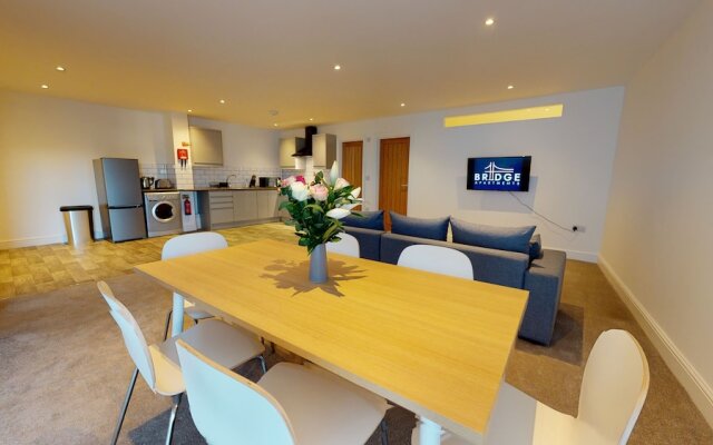 Bridge Apartments by Karah Suites