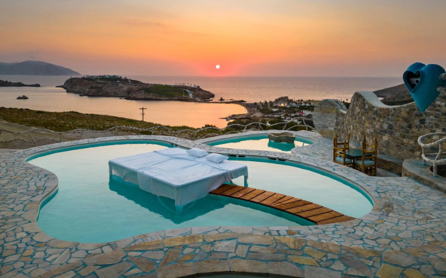 Agalia Luxury Suites