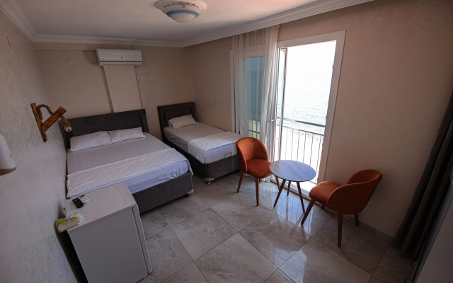 Mose Restoran Motel Beach