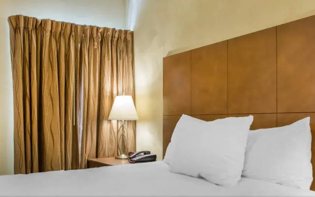 O'Fallon Suites Hotel