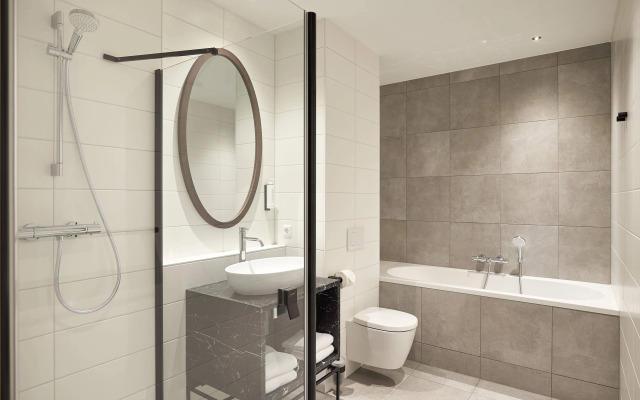 Corendon Amsterdam Schiphol Airport, a Tribute Portfolio Hotel