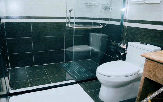 qingzhu Jinyue Hotel (Kuangshan Automobile Great World, Shanghai, Jinan)