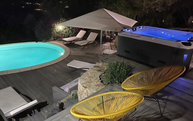 Swim Lodge Hotel Porto Vecchio