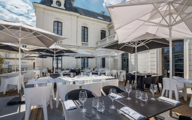 Best Western Premier Hotel de la Cite Royale