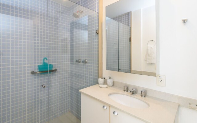 Omar do Rio - Apartamento SB808