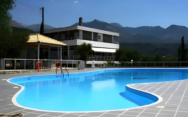 Kardamili Beach Hotel