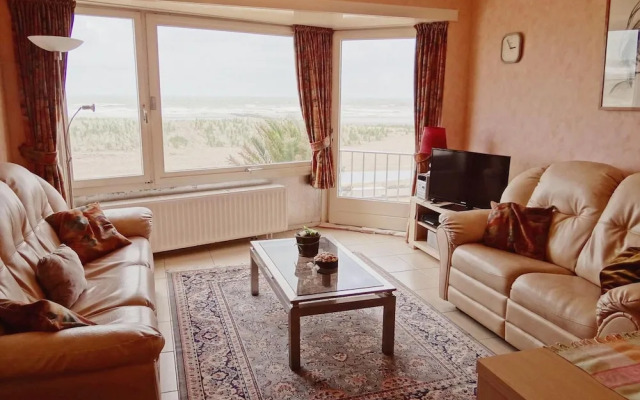 Apartment in Nieuwpoort Located Near the sea