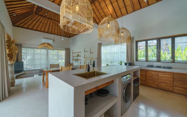 Villa Air - 2BR Villa in Pererenan