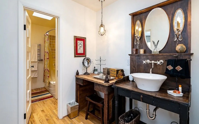 Historic Garden Retreat