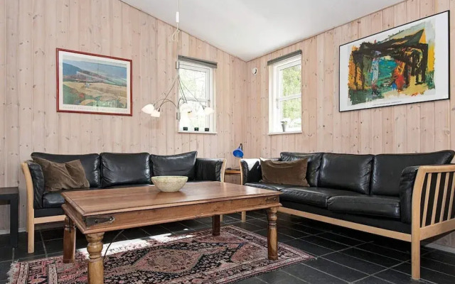 10 Person Holiday Home in Ebeltoft-by Traum
