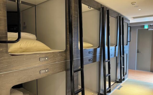 Capsulehotel Suzumoriya