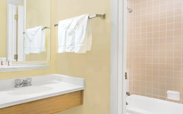 Days Inn Alexandria MN