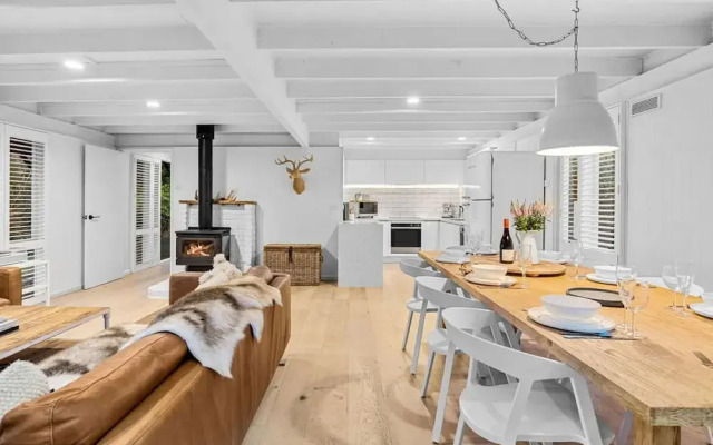 The Coast Country Cottage