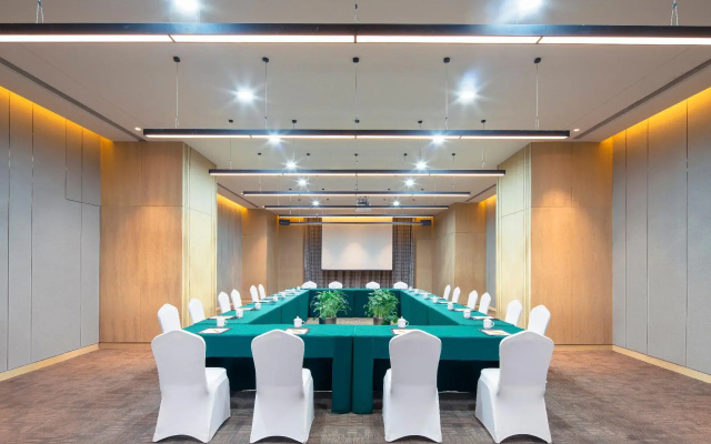 Zhong Ding Cloudshine Grand  Hotel
