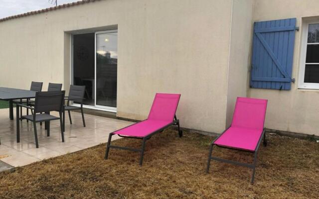 Maison Barbatre, 4 pièces, 7 personnes - FR-1-224B-127