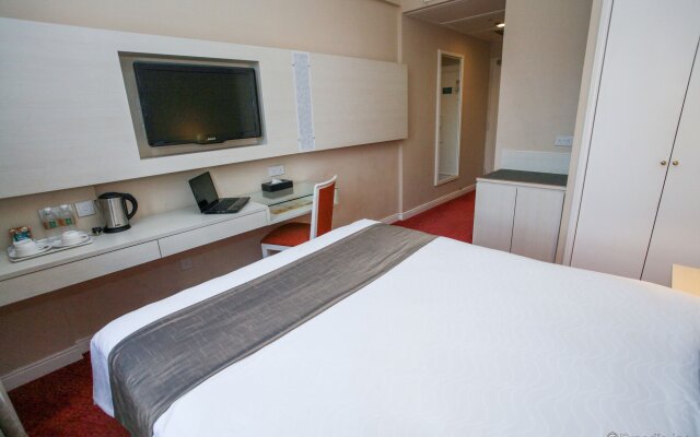 Holiday Inn Express and Suites Singapore Novena by IHG